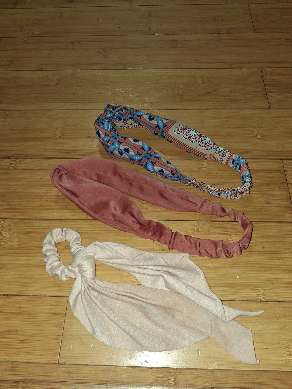 Assorted Women's Headbands Set - Blue Pattern, Rose, and Cream